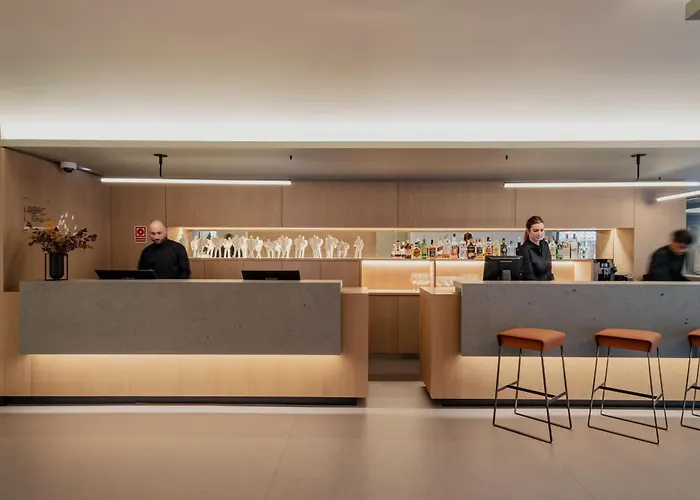 Arconte, Adults OnlyAlbergo